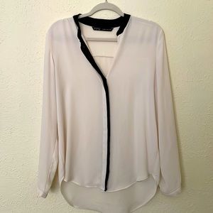 Zara Blouse Large white black shirt top
